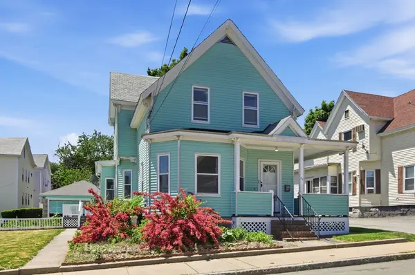 79 Warwick St, Lowell, MA 01851
