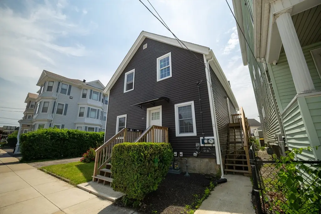 45 Lafayette St, Fall River, MA 02723 - #1