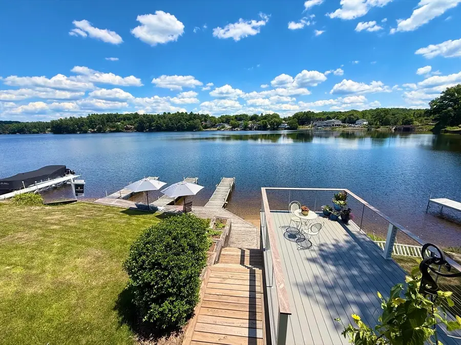 121 Maple St, East Brookfield, MA 01515 - #3