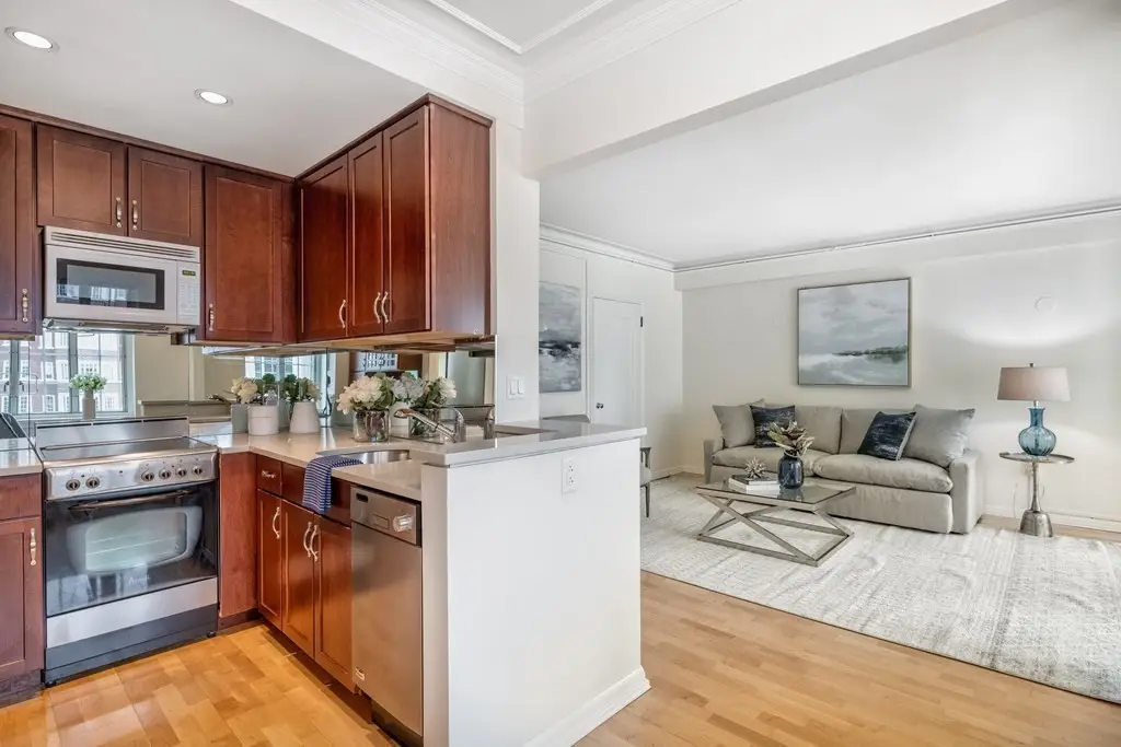 20 Chapel St #B701, Brookline, MA 02446 - #1