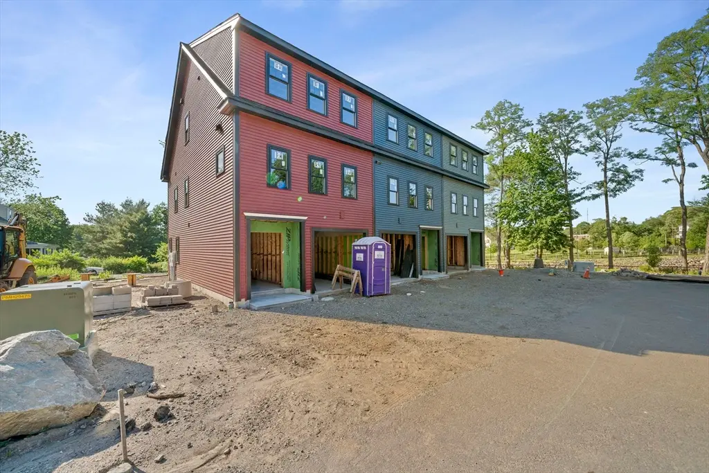 87 Neponset St #11, Canton, MA 02021 - #1
