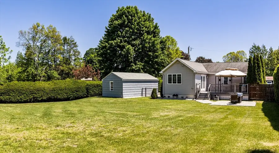46 Rochford Cir, Springfield, MA 01128 - #3