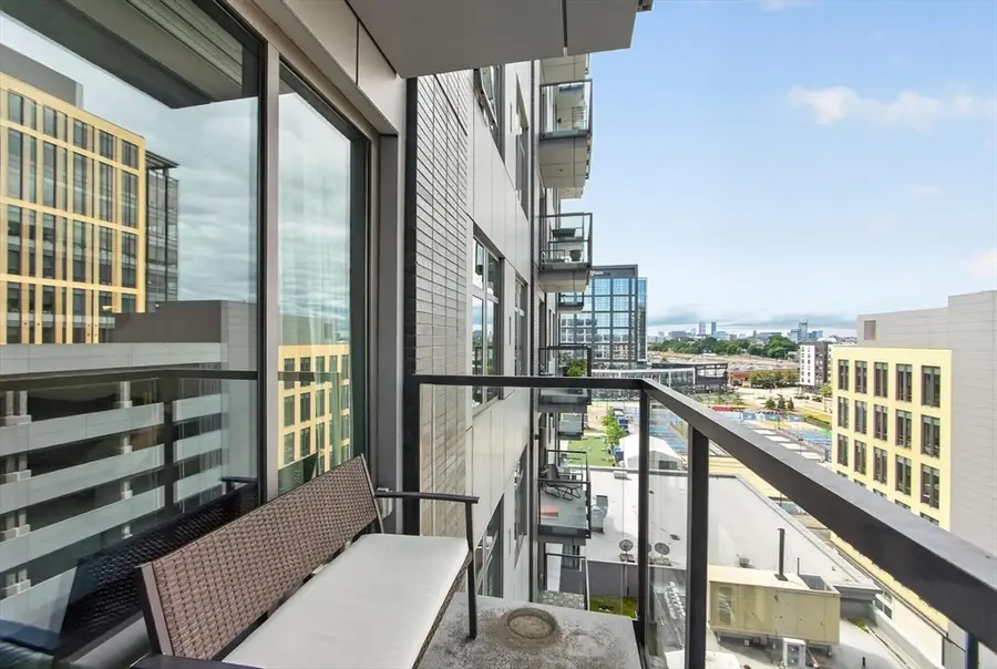375 Canal St #801, Somerville, MA 02145 - #3