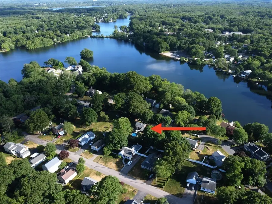33 Charles St, North Attleboro, MA 02760 - #3