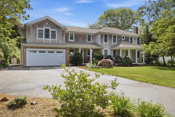 35 Raymond Road, Plymouth, MA 02360
