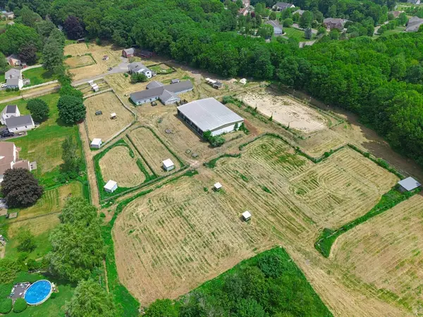 94 Old Westboro Rd, Grafton, MA 01536