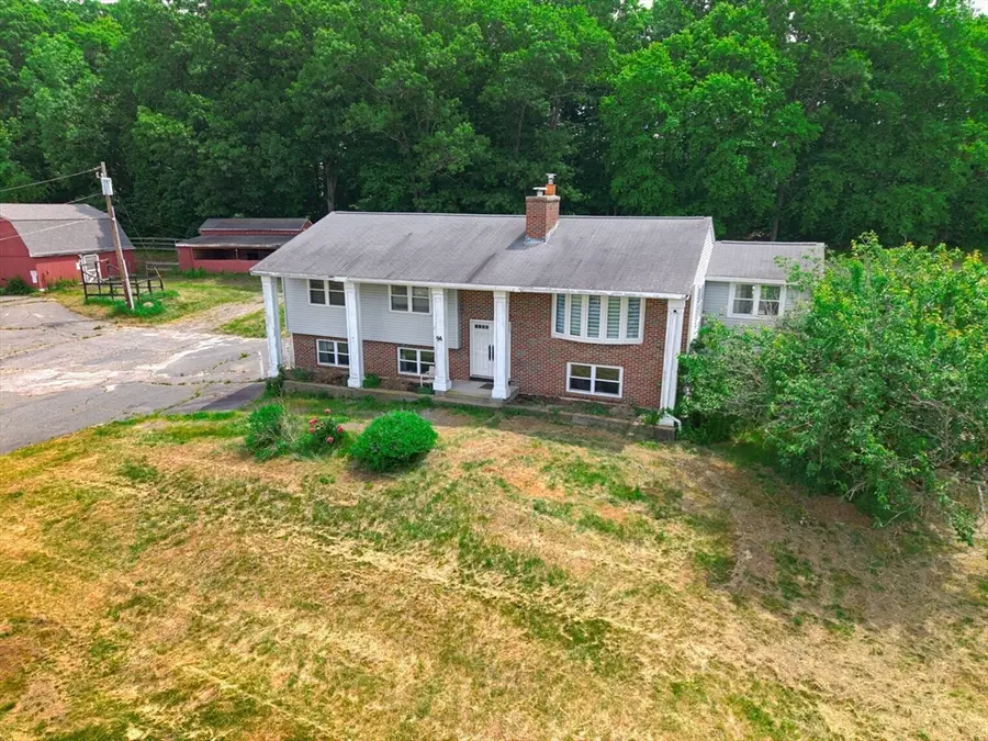 94 Old Westboro Rd, North Grafton, MA 01536 - #3