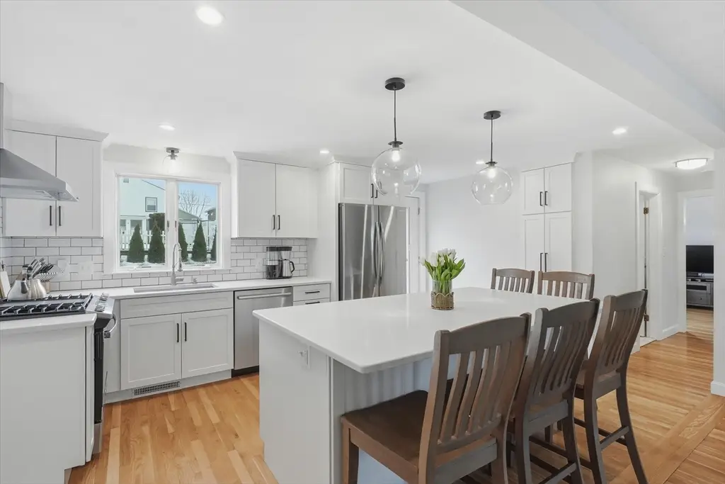 42 Matthies St, Beverly, MA 01915 - #1