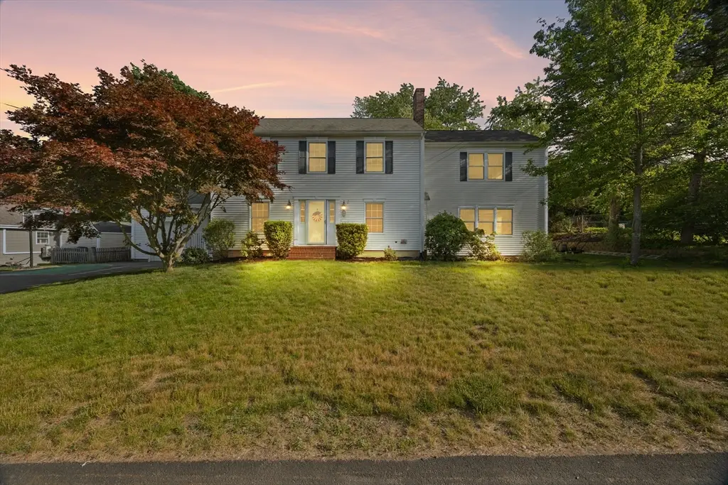 8 Robinwood Dr, Canton, MA 02021 - #1