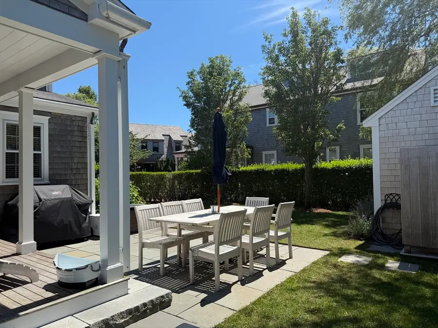 3 Dolphin Ct, Nantucket, MA 02554 - #3