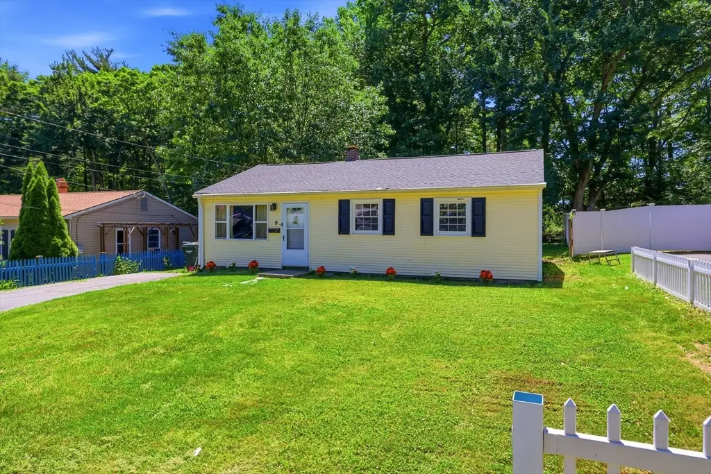 9 Woodcliff St, Springfield, MA 01109 - #1