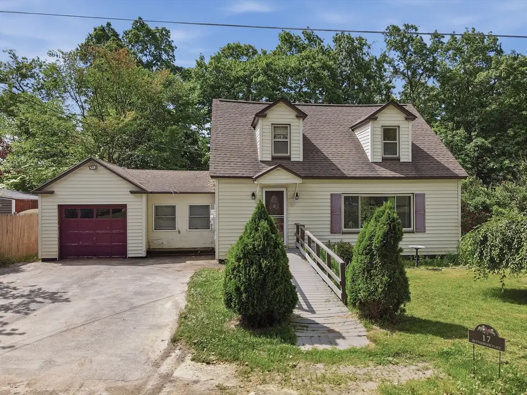 17 Buttonwood Place, Lunenburg, MA 01462 - #1