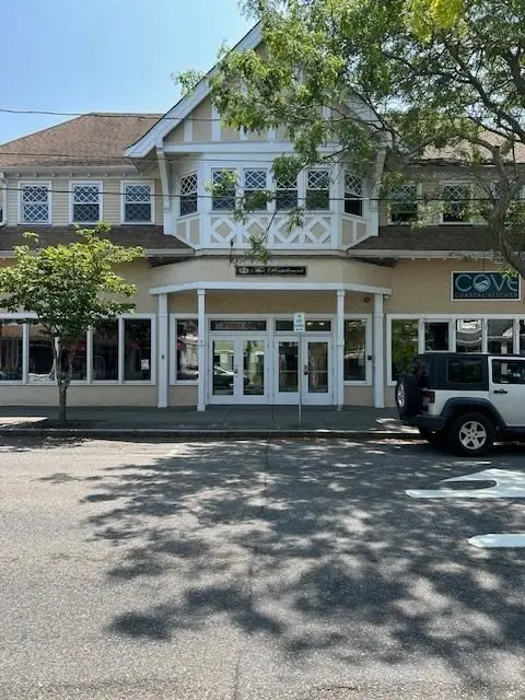 615 Main St #7, Hyannis, MA 02601 - #1