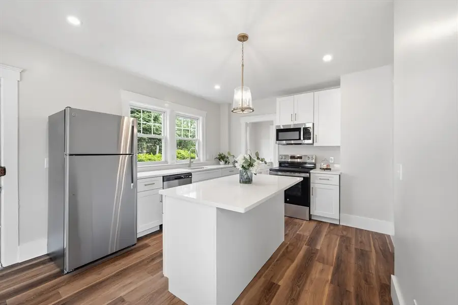 87 Malden St, Worcester, MA 01606 - #2