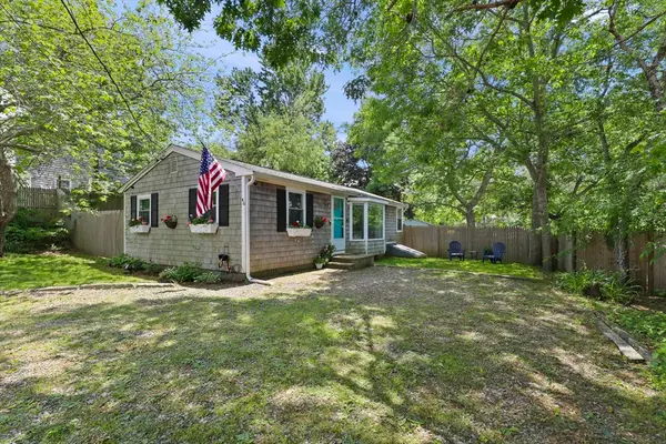46 Sunset Blvd, Wareham, MA 02538