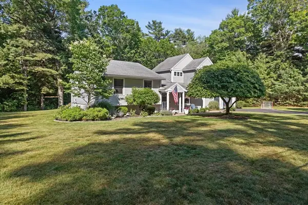 55 Union Bridge Road, Duxbury, MA 02332