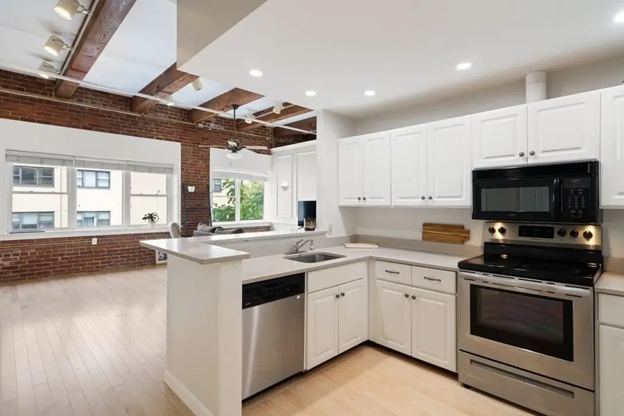 15 Sleeper St #407, Boston, MA 02210 - #3