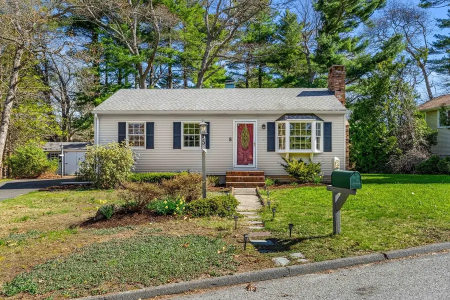 5 Pershing Ave, Acushnet, MA 02743 - #3
