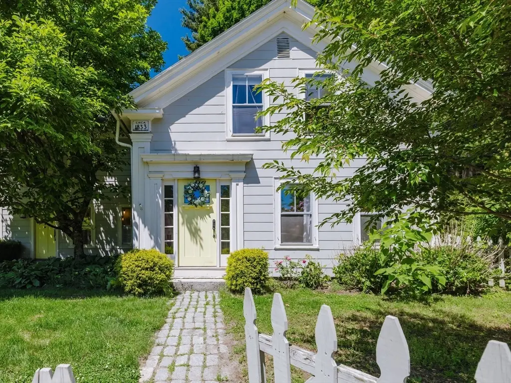423 South St, Holliston, MA 01746 - #1