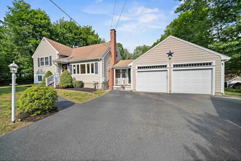 590 Liberty St, Braintree, MA 02184 - #1