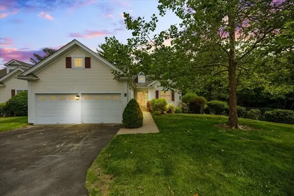 2 Bogey Way #2, Lakeville, MA 02347
