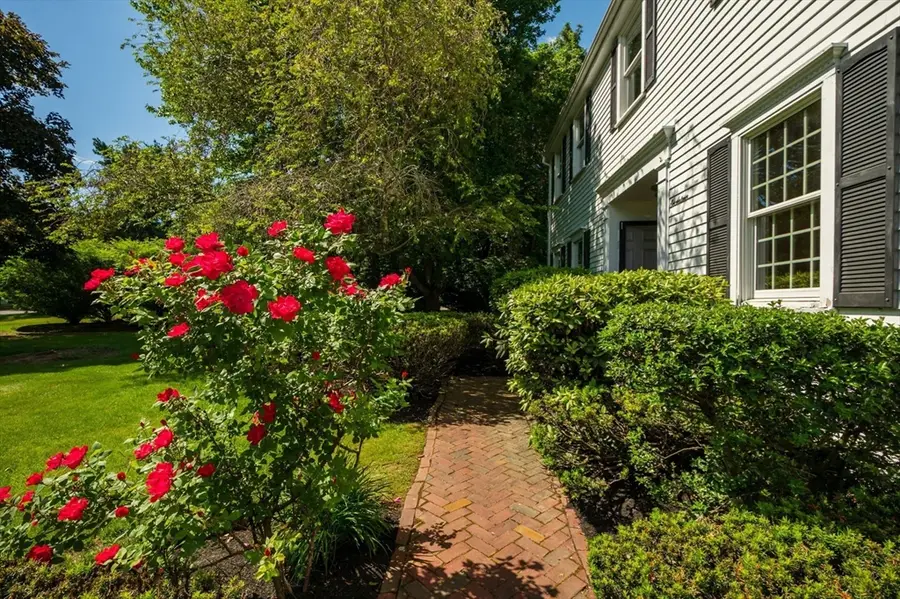 17 Berkley Circle, Hingham, MA 02043 - #3