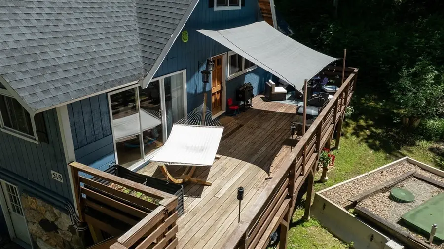 519 Warwick Rd, Northfield, MA 01360 - #3