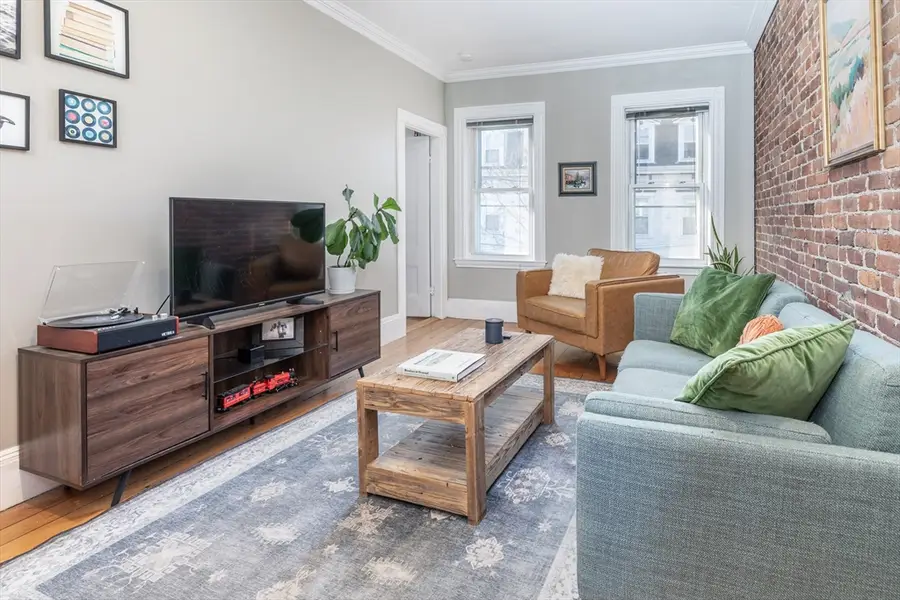 192 W 5th #2, Boston, MA 02127 - #2