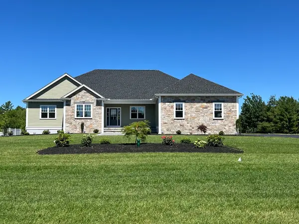 17 Alison Drive, Acushnet, MA 02743