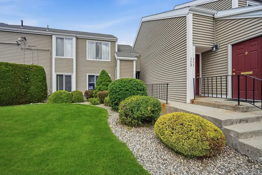 113 Nassau Dr #113, Springfield, MA 01129 - #3