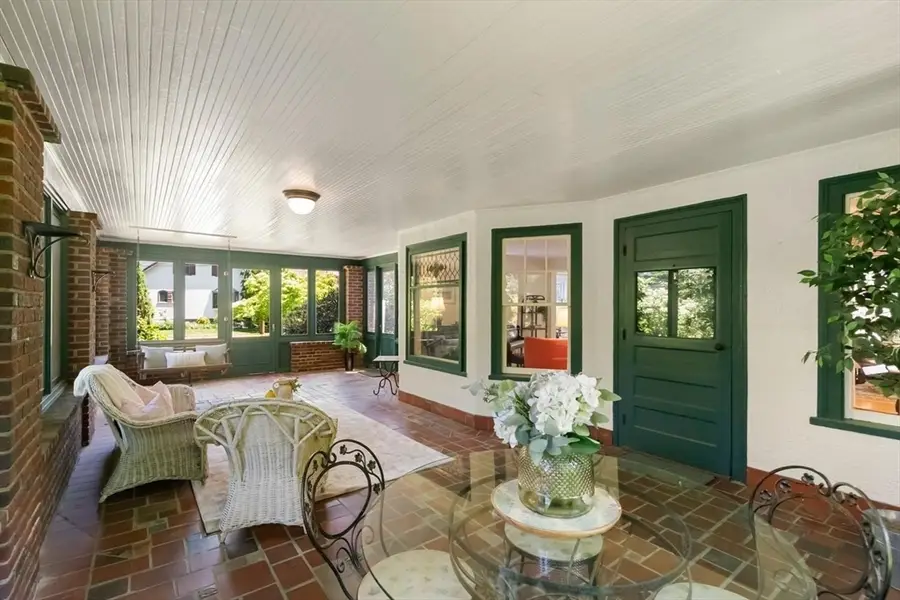 9 Wilson St, Winchester, MA 01890 - #3