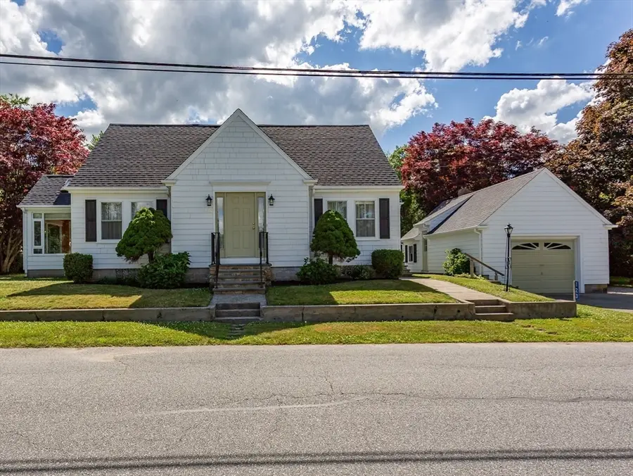 123 James St, Acushnet, MA 02743 - #2