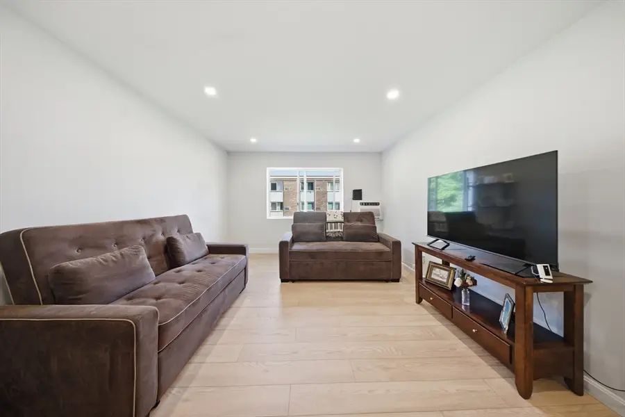 9 Weld St #19, Framingham, MA 01702 - #3