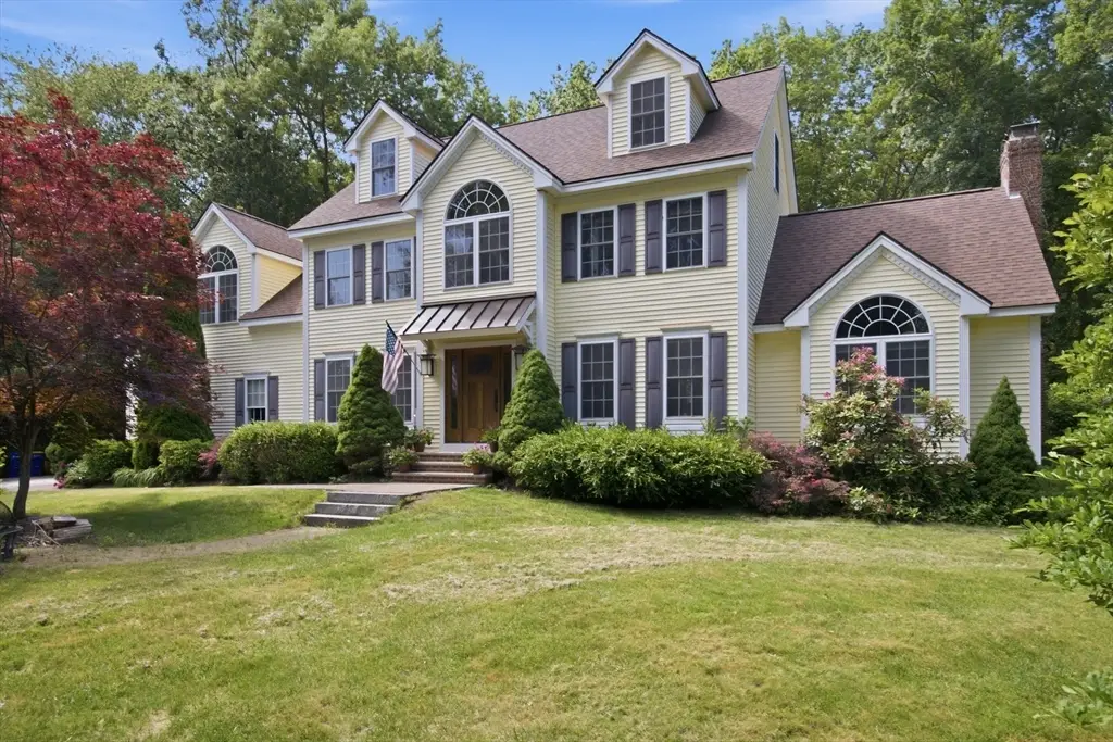 8 Evergreen Drive, Plaistow, NH 03865 - #1