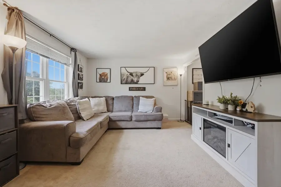 22 Sharlene Ln #22, Plainville, MA 02762 - #2