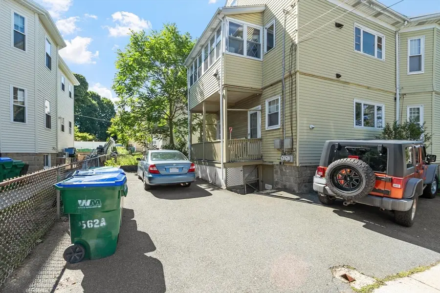 562 Main St, Medford, MA 02155 - #3