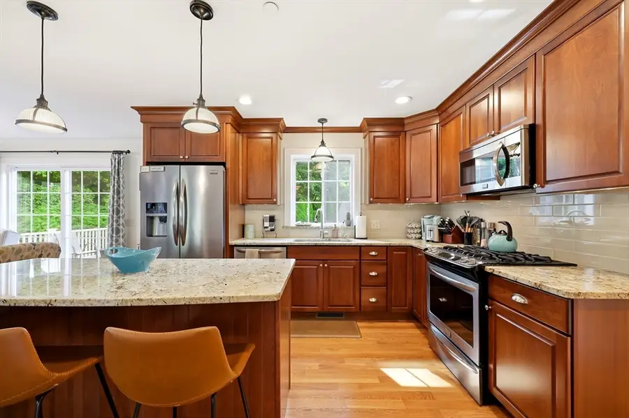 4 N Hills Ln, Wilbraham, MA 01095 - #3