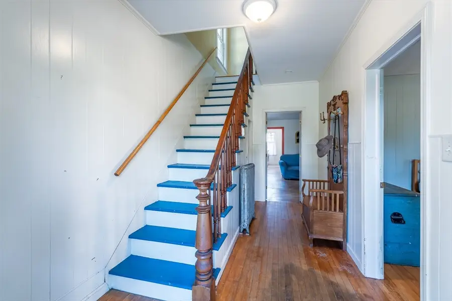 14 Holyoke St, Easthampton, MA 01027 - #2