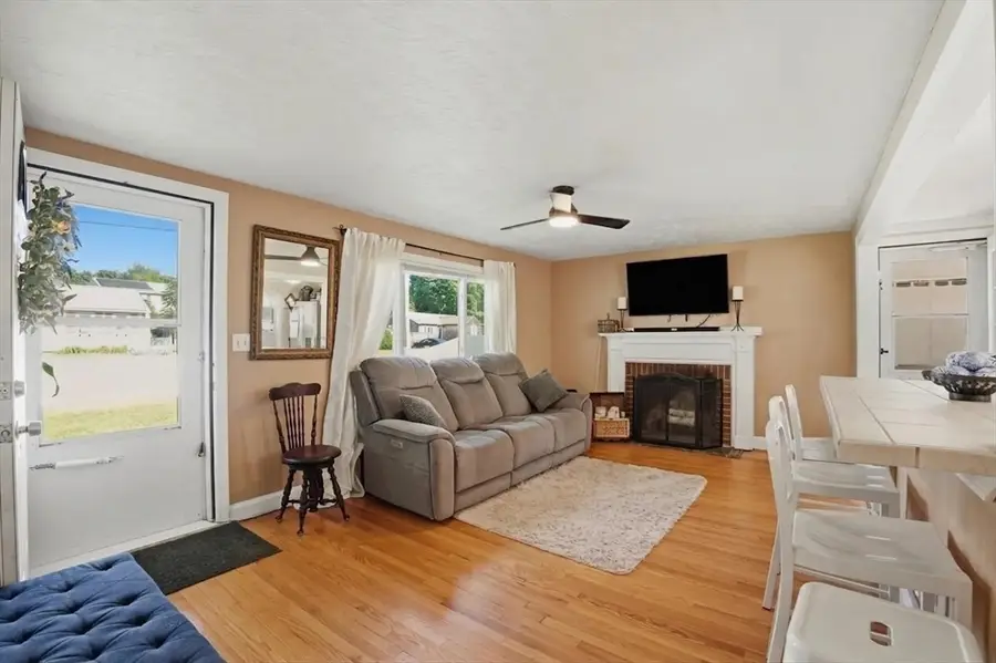 19 Lind Terrace, Randolph, MA 02368 - #3