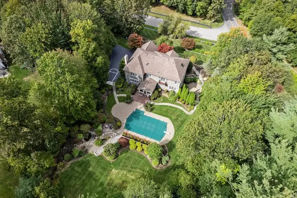 253 Cranbrook Dr, Holden, MA 01520