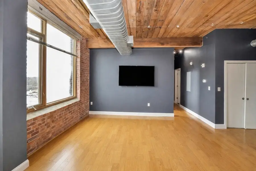 146 Court St #604, Brockton, MA 02302 - #2