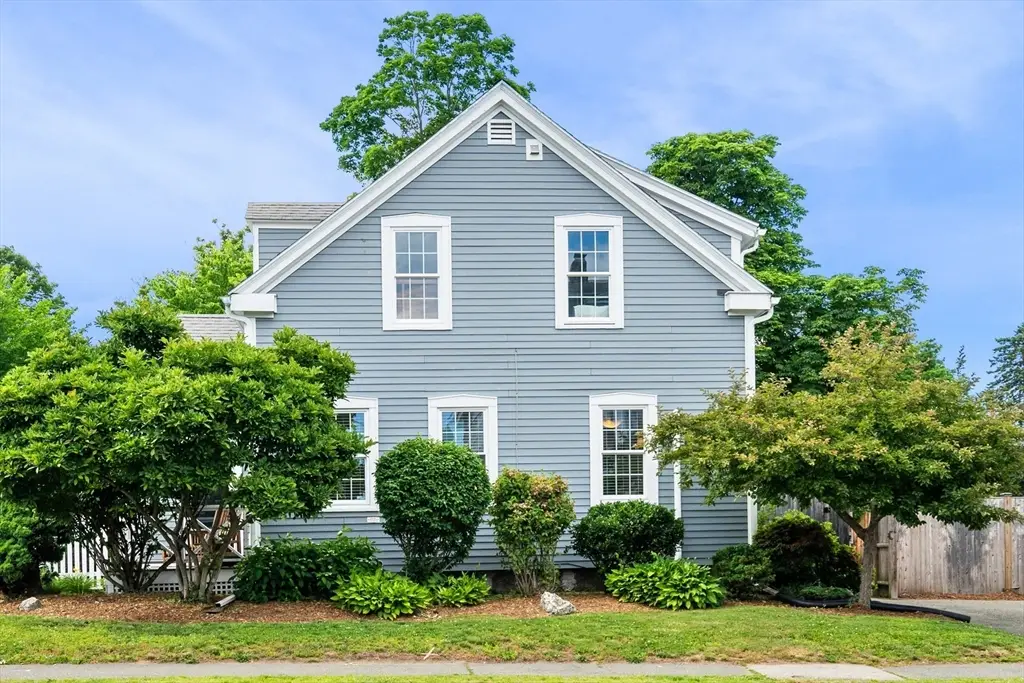 50 Hale St #50, Beverly, MA 01915 - #1