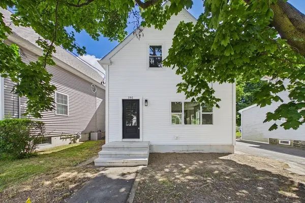 191 Bay St, Taunton, MA 02780