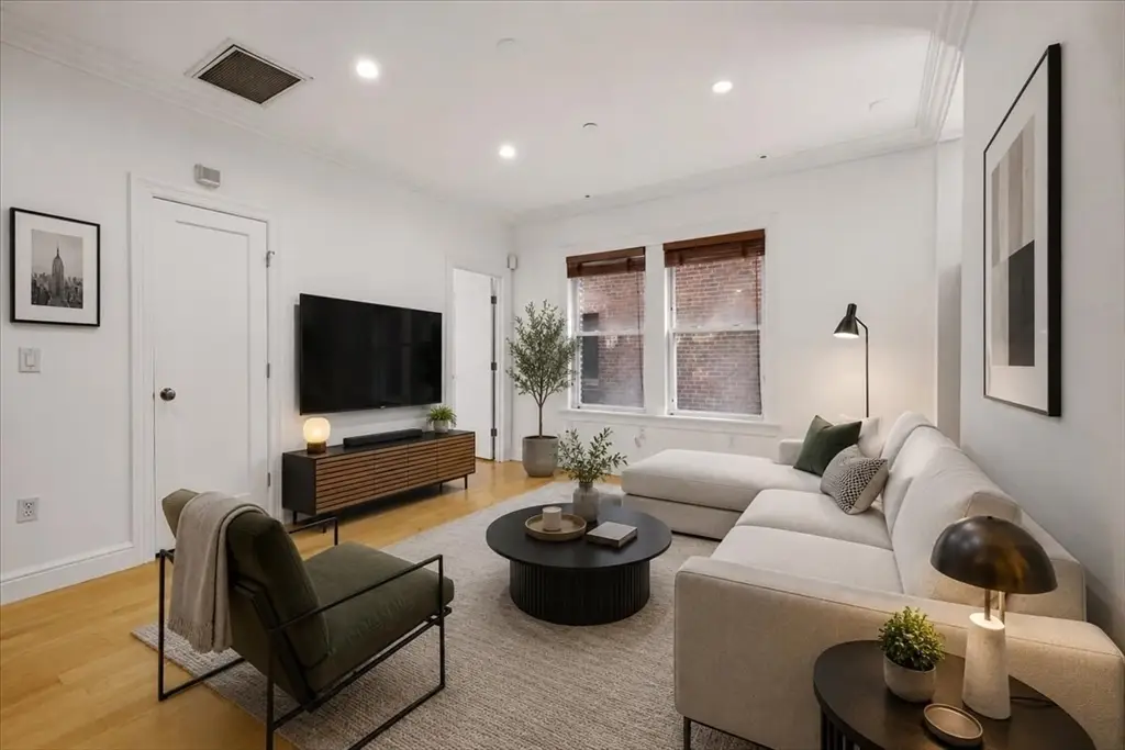 7 Stillman Pl #5, Boston, MA 02113 - #1