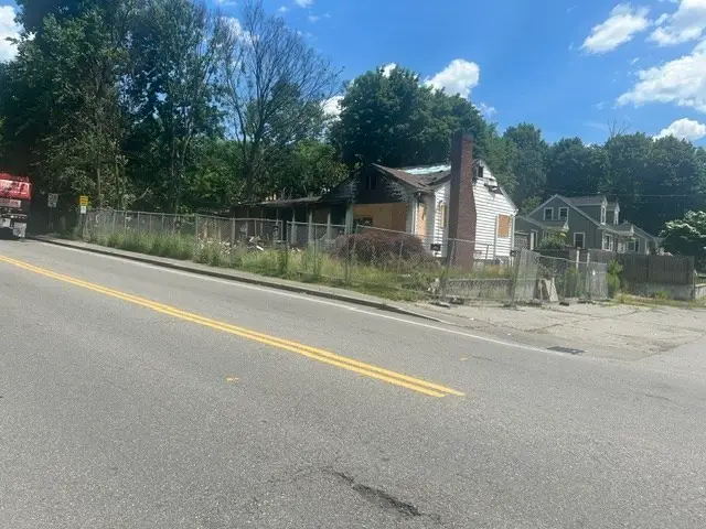 1315 Bridge Street, Dracut, MA 01826 - #3