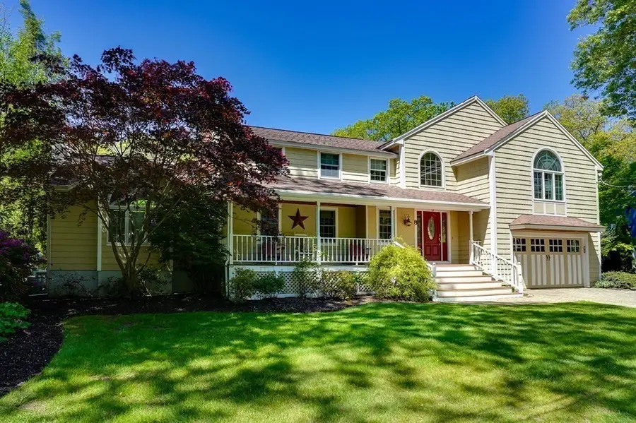 8 Shady Lane Dr, Burlington, MA 01803 - #2