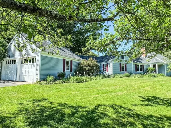 36 Green River Road, Greenfield, MA 01301