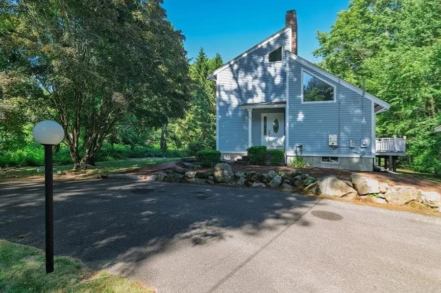 89 Poquanticut Ave, Easton, MA 02356 - #3