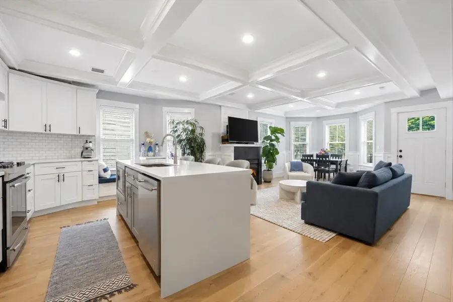 81 Conwell Ave #3, Somerville, MA 02144 - #2