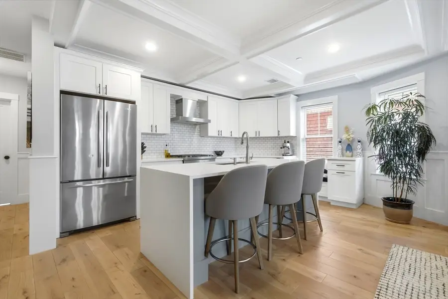 81 Conwell Ave #3, Somerville, MA 02144 - #3